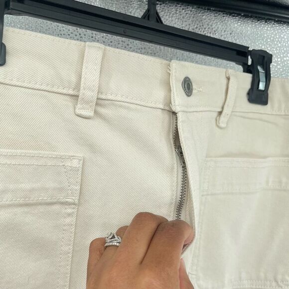 Free Assembly Women’s Cream Patch Pocket Denim Shorts Size 20 – 4” Inseam NWT - Picture 7 of 16